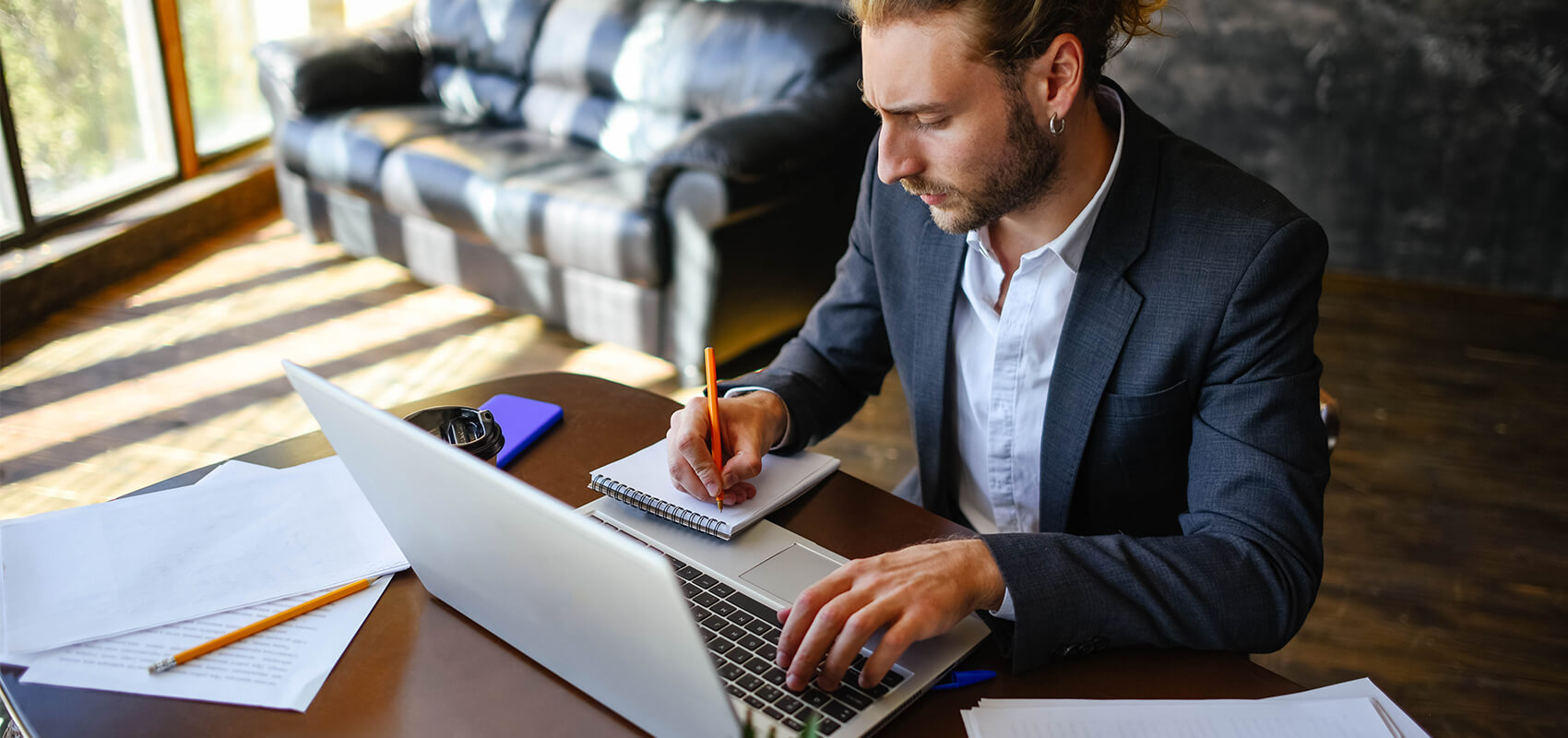 Agent Sign Up Hero Image