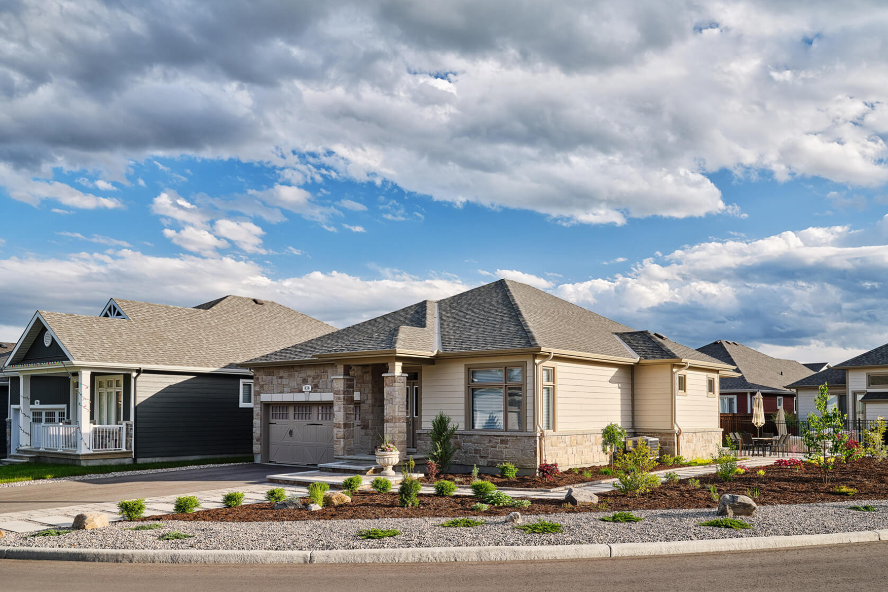 RIVERWALK Manotick Gallery Image 2