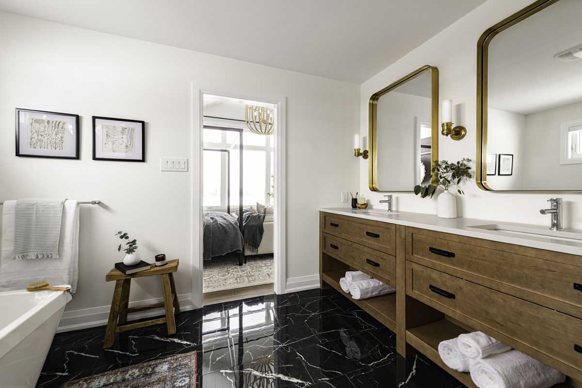 Panorama model home interior — photo 6